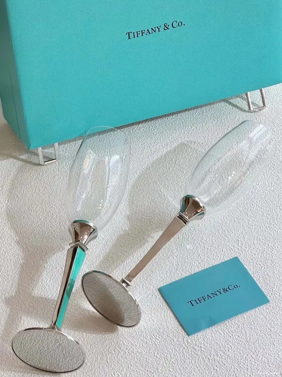 WINE SET TIFFANY GLASSWARE 0513